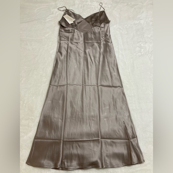 Silk Maison brand new dress - Picture 5 of 7